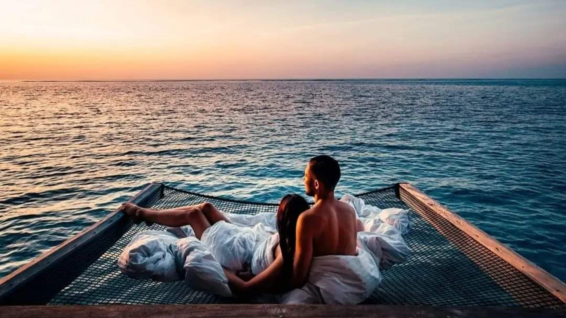 Zaheer Khan and Sagarika Ghatge share honeymoon pictures from Maldives -  Photos,Images,Gallery - 79085